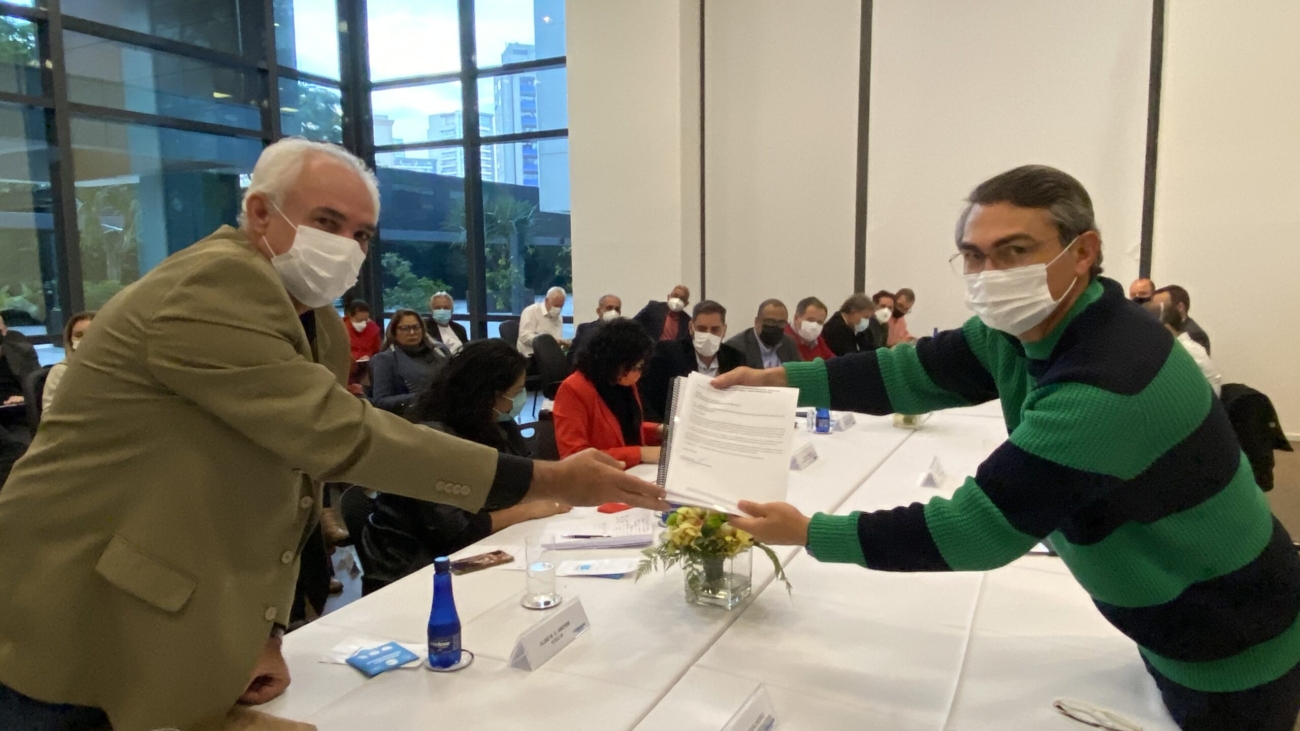 EDB49665-9893-4422-9DDF-99F7EC2A6DDC-scaled